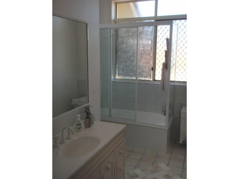 6/17-21 Donkin St, Scarborough QLD 4020