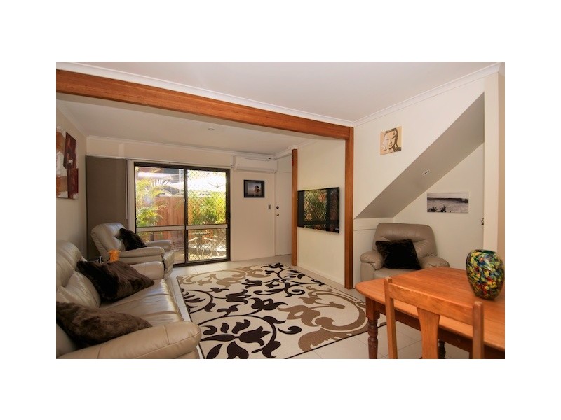 2/79 John St, Redcliffe QLD 4020
