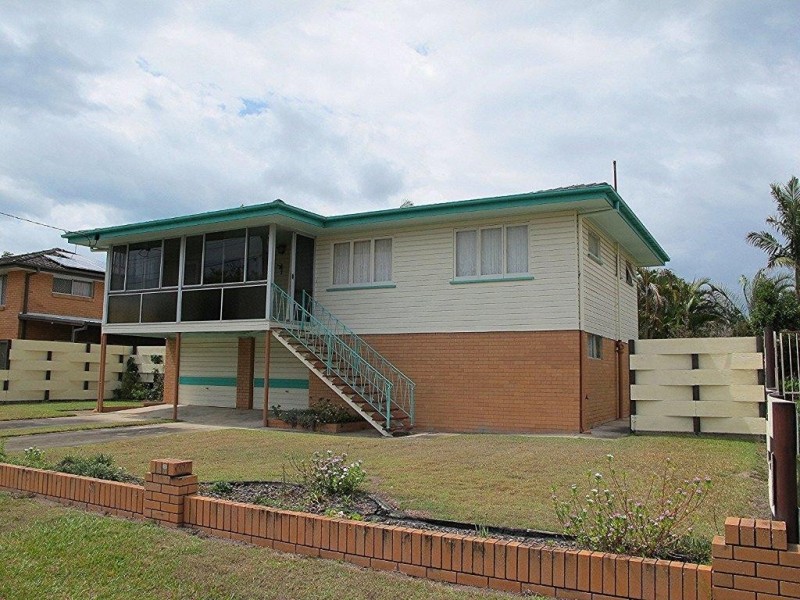 6 Kurrowah Cres, Margate QLD 4019