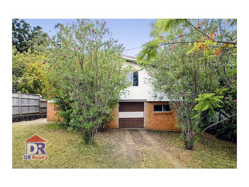 47 Yacht St, Clontarf QLD 4019