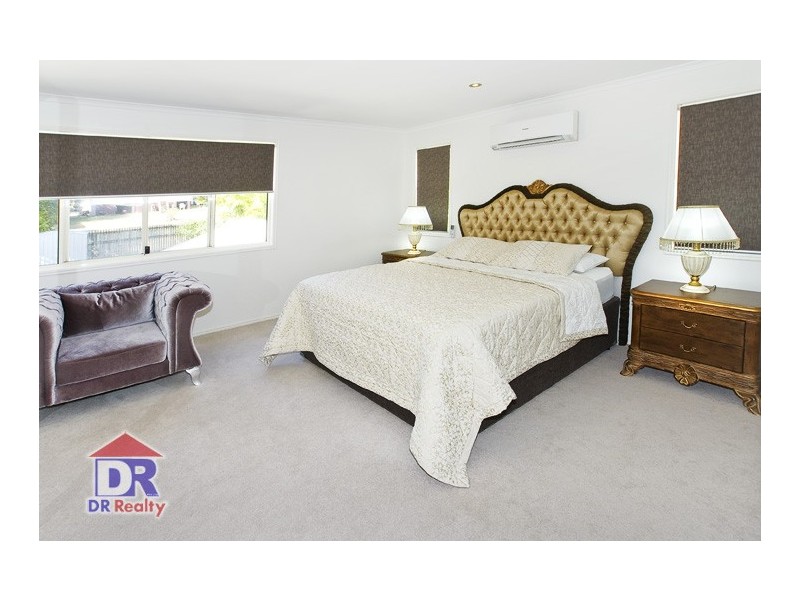 8a Brennan Rd, Scarborough QLD 4020