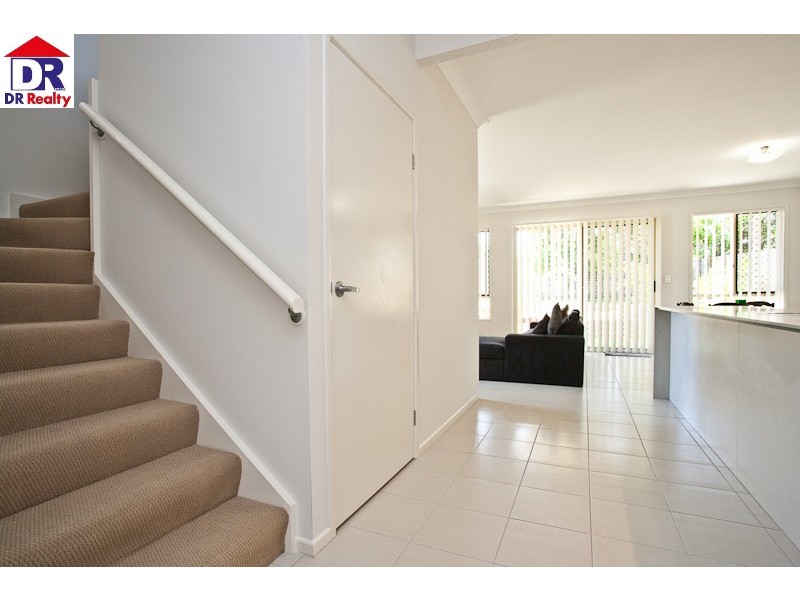180 Scarborough Rd, Scarborough QLD 4020