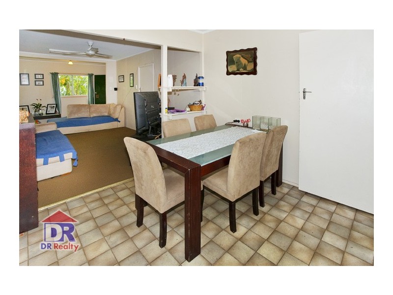 19 Lucas St, Scarborough QLD 4020