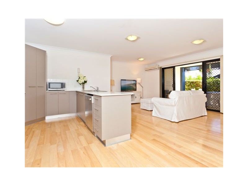 3/28 Murphy St, Scarborough QLD 4020