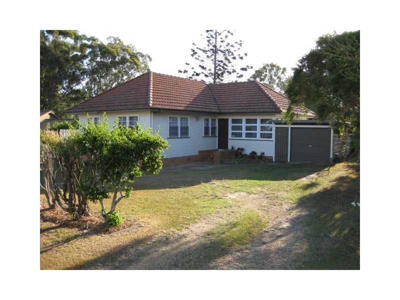 7 Frost St, Clontarf QLD 4019