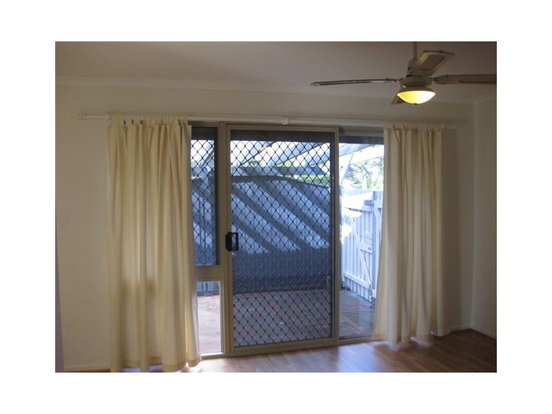 2 Hampshire Court, Kippa-ring QLD 4021