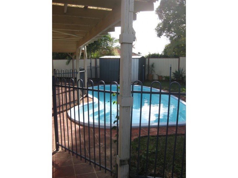 2 Hampshire Court, Kippa-ring QLD 4021