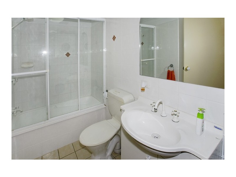 5/13-15 Humpybong Esp, Redcliffe QLD 4020