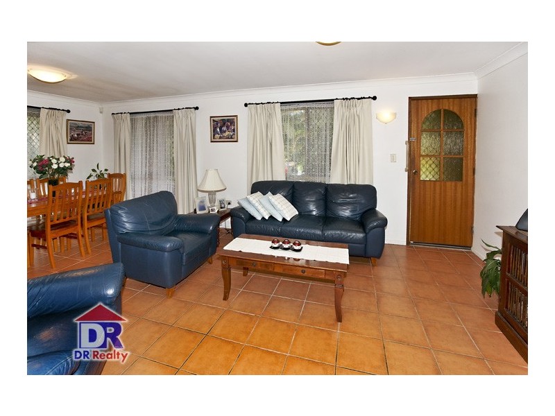 6 Sovereign Ct, Kippa-ring QLD 4021