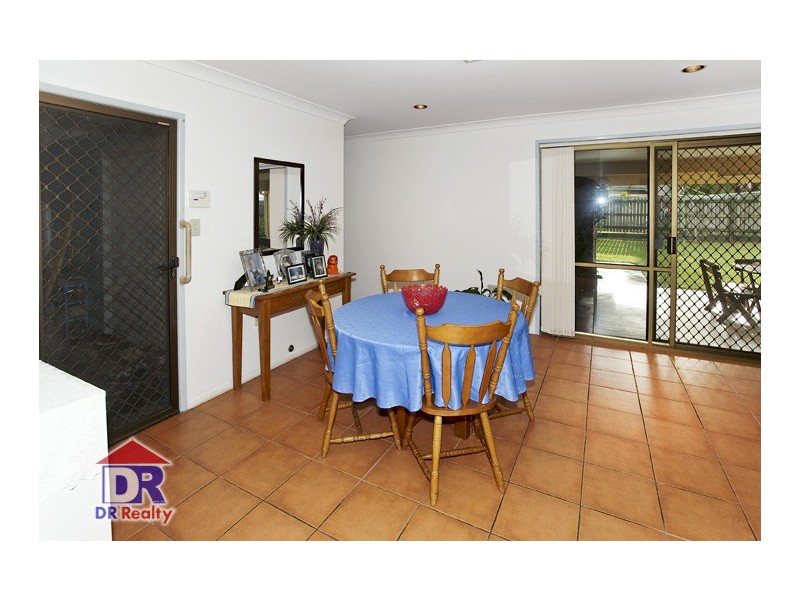 6 Sovereign Ct, Kippa-ring QLD 4021