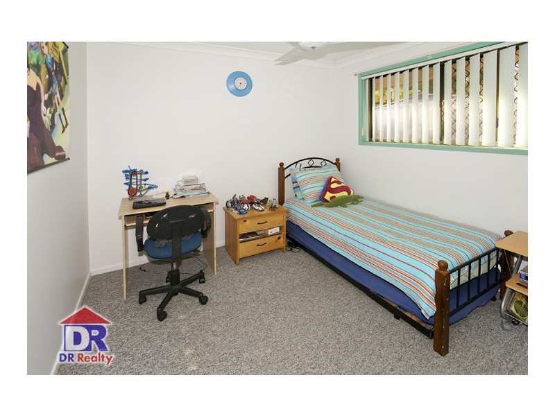 6 Sovereign Ct, Kippa-ring QLD 4021