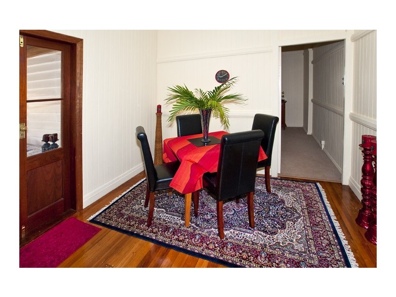 1 Prince Edward Pde, Redcliffe QLD 4020