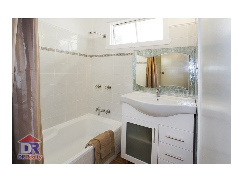 21a Turner St, Scarborough QLD 4020