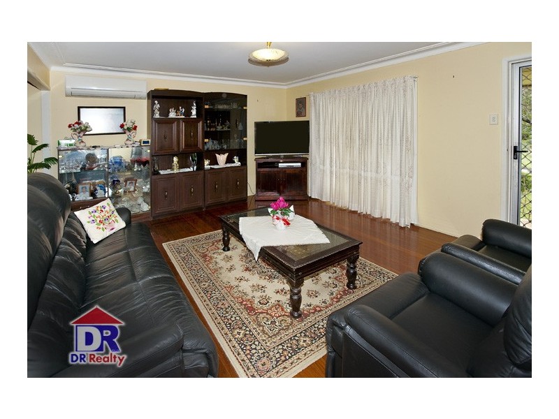 1 Alkooie Ave, Clontarf QLD 4019