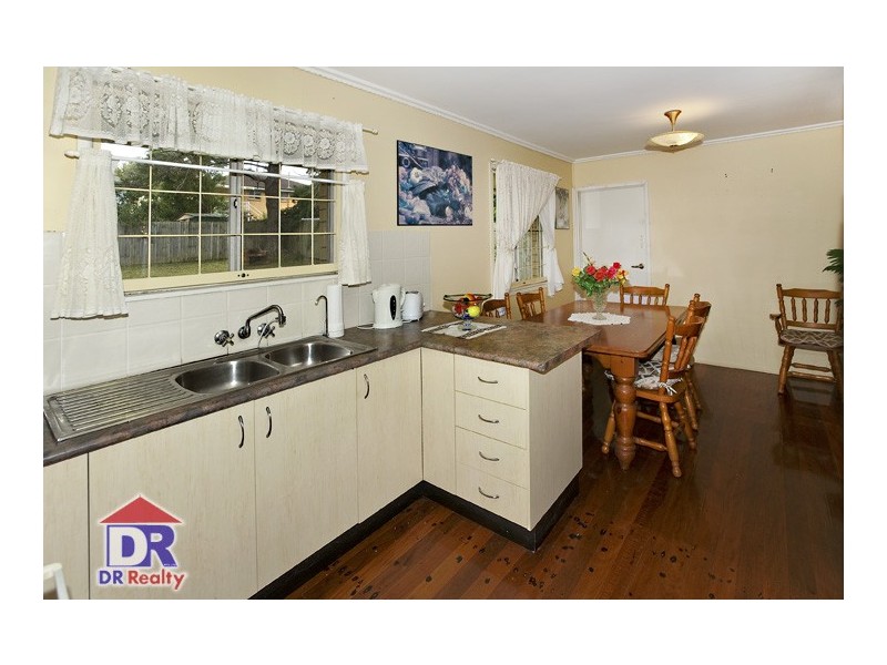 1 Alkooie Ave, Clontarf QLD 4019