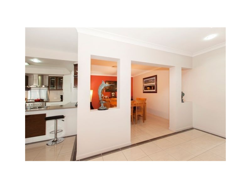 24 Aurora Pl, Newport QLD 4020