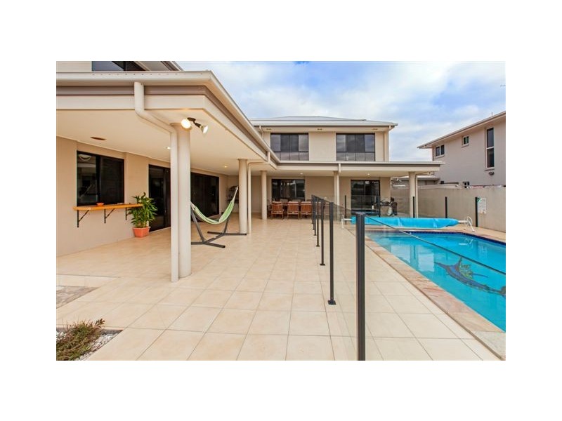 24 Aurora Pl, Newport QLD 4020