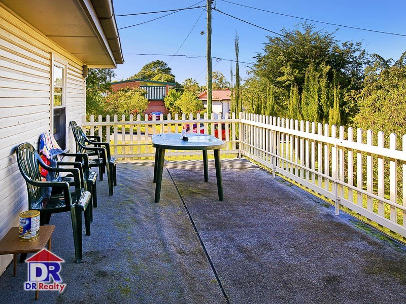 7 Frost St, Clontarf QLD 4019