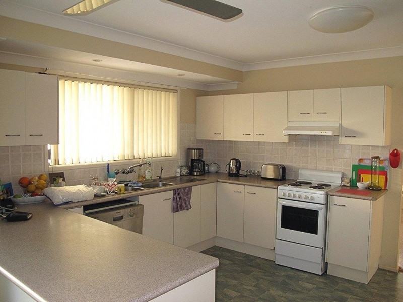 27 Kirkwood, Margate QLD 4019