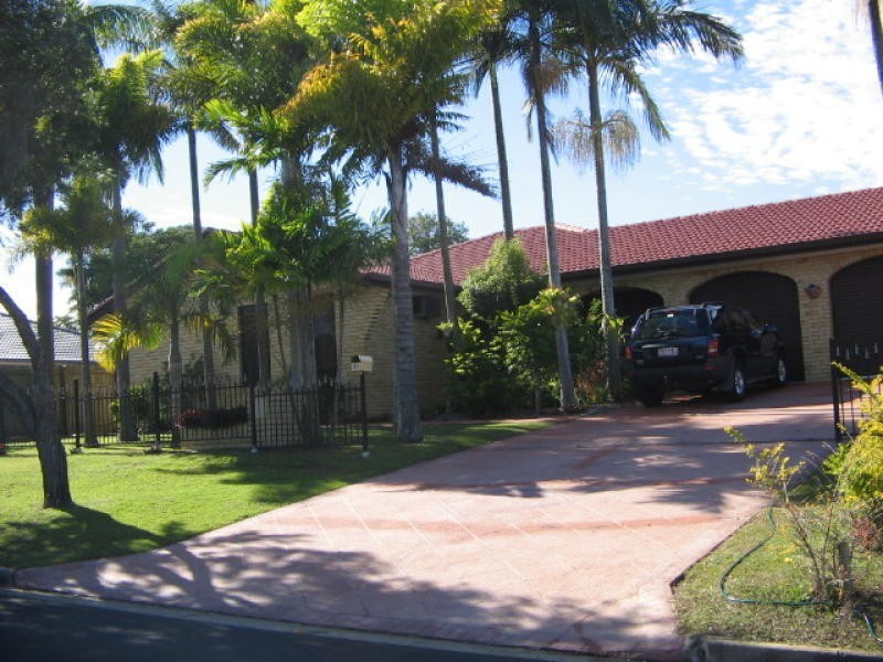 27 Kirkwood, Margate QLD 4019