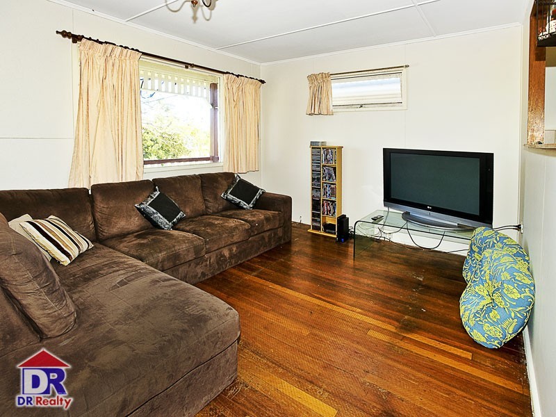 10 Dodds St, Margate QLD 4019