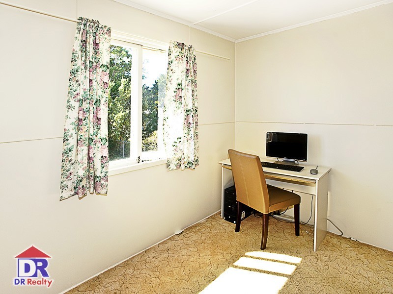10 Dodds St, Margate QLD 4019