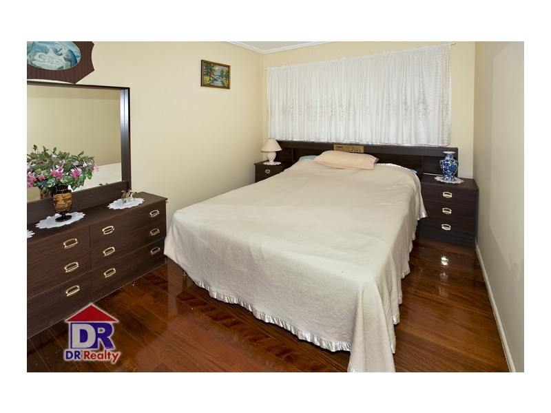 1 Alkooie Ave, Clontarf QLD 4019
