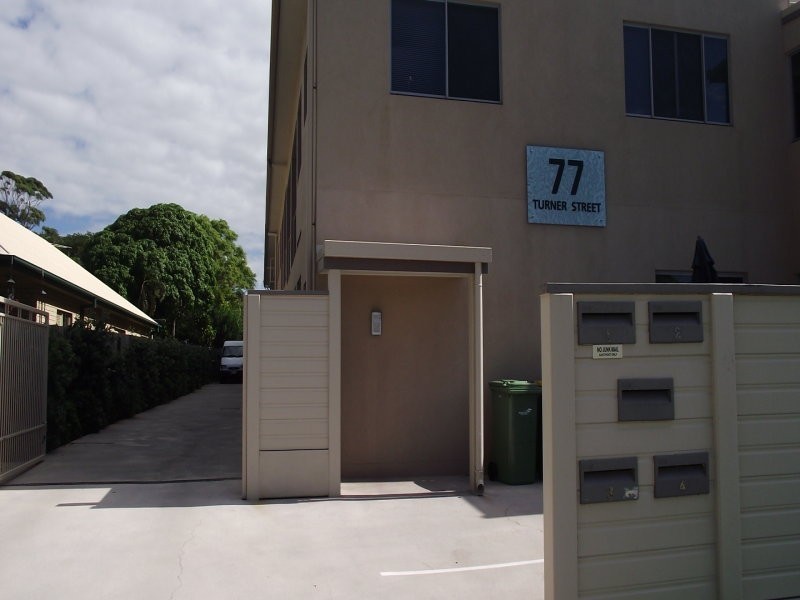 2/77 Turner St, Scarborough QLD 4020