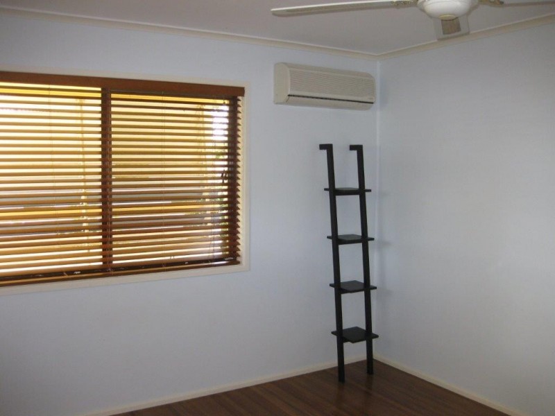 17 Brennan Rd, Scarborough QLD 4020