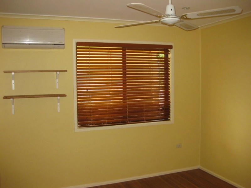 17 Brennan Rd, Scarborough QLD 4020