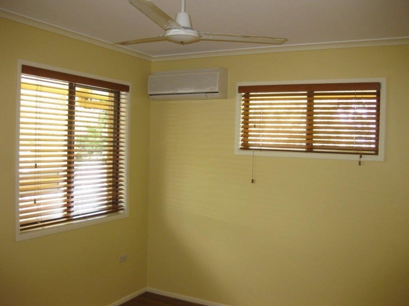 17 Brennan Rd, Scarborough QLD 4020