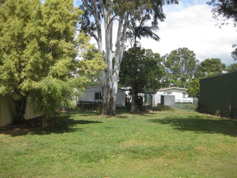 17 Brennan Rd, Scarborough QLD 4020