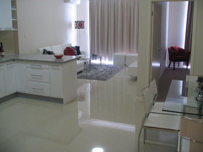 12/32 Rock St, Scarborough QLD 4020