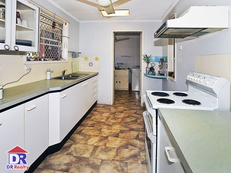 21 Matthew St, Scarborough QLD 4020