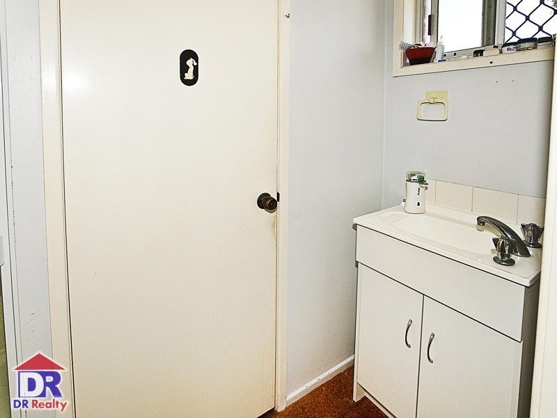 21 Matthew St, Scarborough QLD 4020