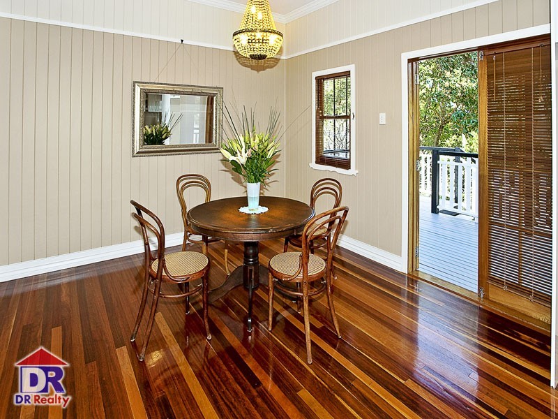 345 Oxley Ave, Margate QLD 4019