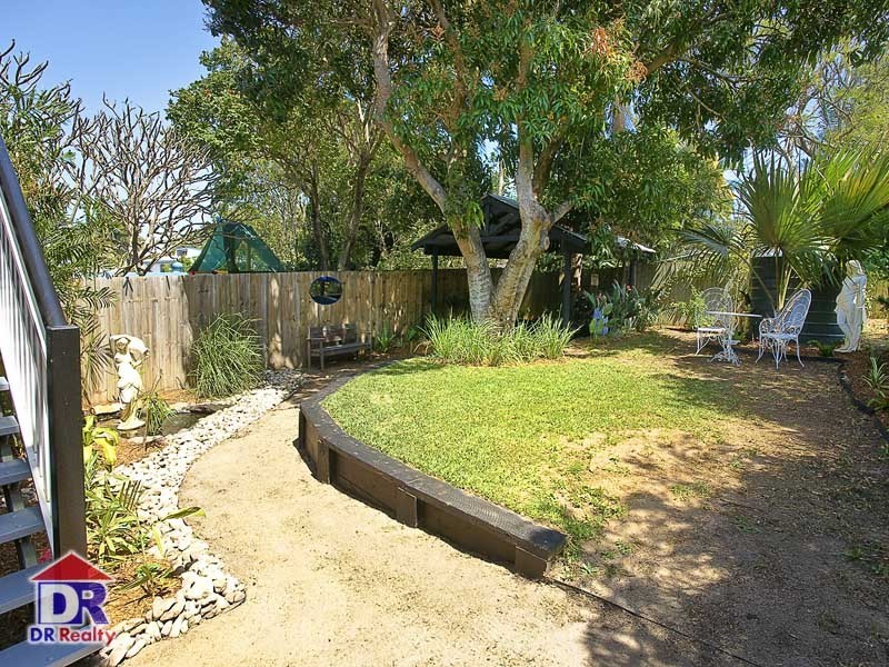 345 Oxley Ave, Margate QLD 4019