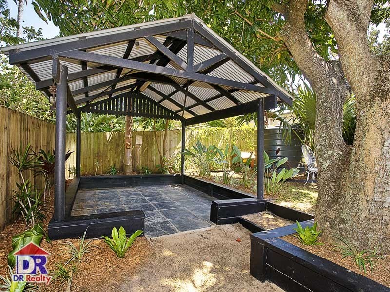 345 Oxley Ave, Margate QLD 4019