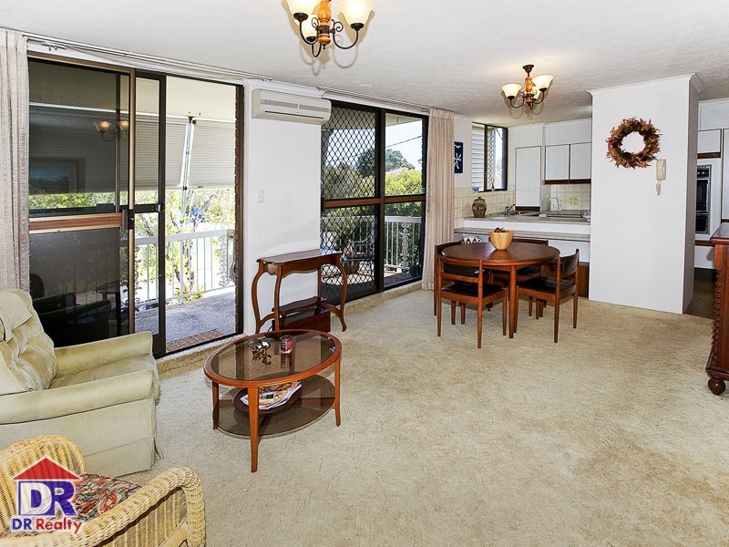 4/2A View St, Woody Point QLD 4019