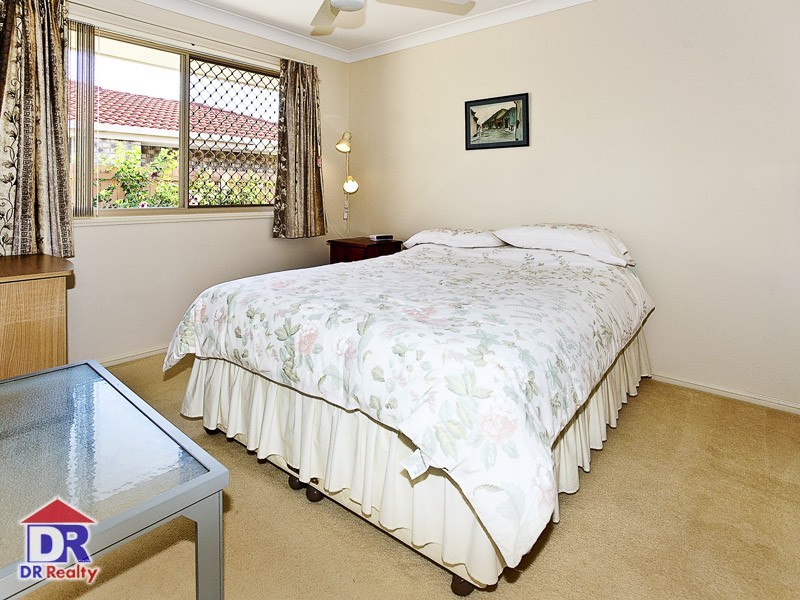 8 David Cl, Redcliffe QLD 4020