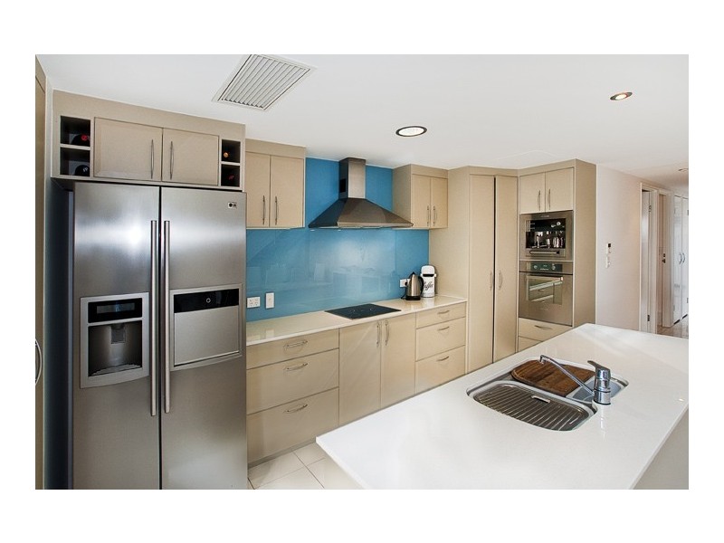 6/141 Flinders Pde, Scarborough QLD 4020