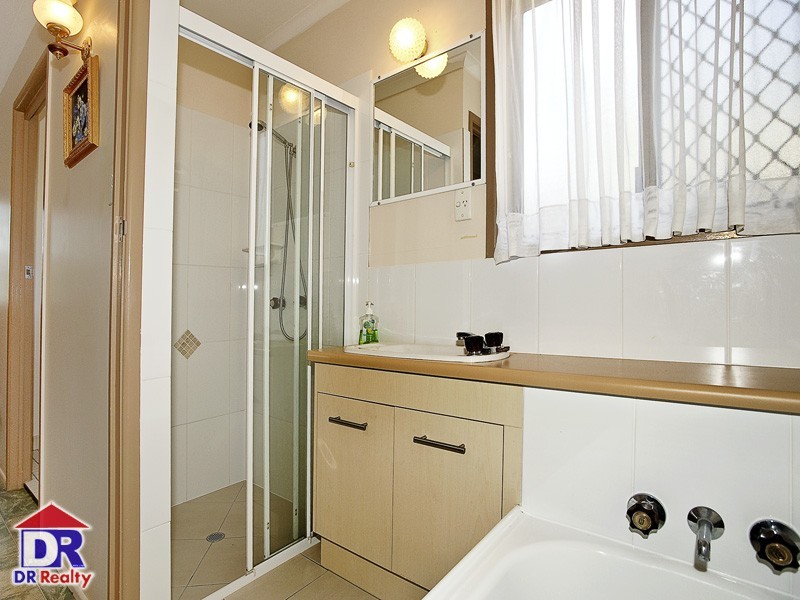 4/33 Eveline St, Margate QLD 4019