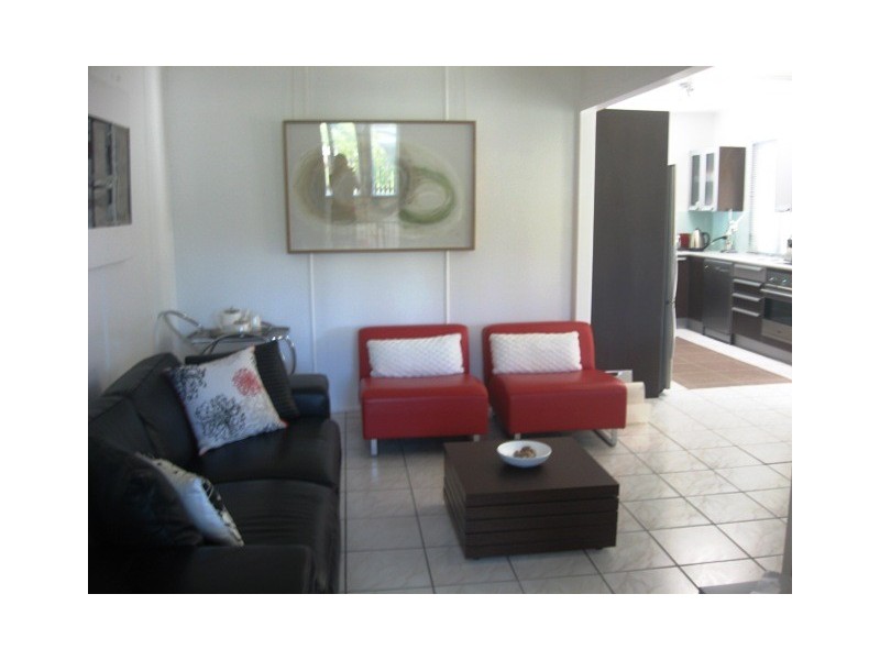 231 Scarborough Rd, Scarborough QLD 4020