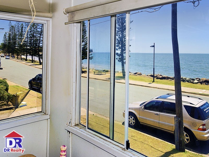 35 Flinders Pde, Scarborough QLD 4020