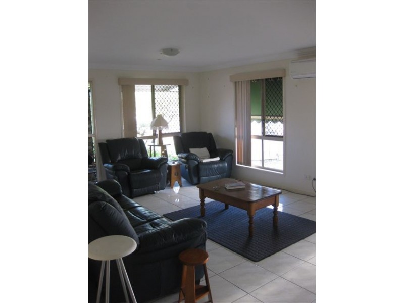 1 Otter Court, Rothwell QLD 4022