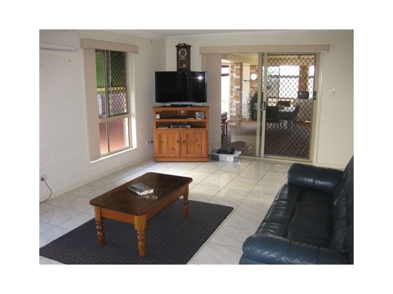 1 Otter Court, Rothwell QLD 4022