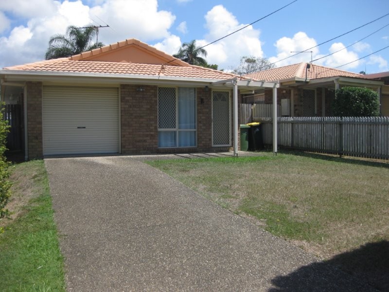 17 Blackwood Street, Margate QLD 4019