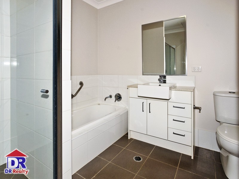 7/8 Griffith Rd, Scarborough QLD 4020