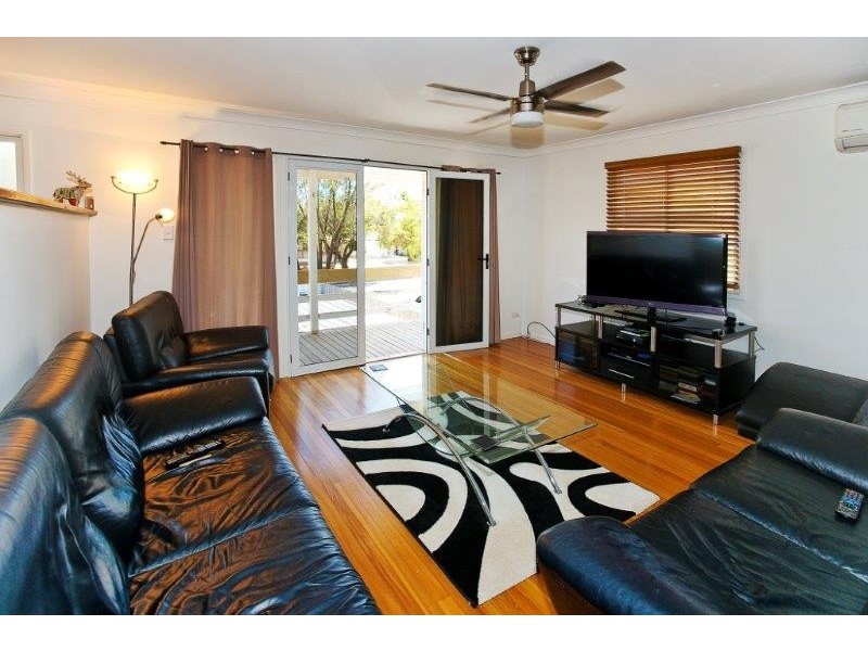 129 George St, Kippa-ring QLD 4021