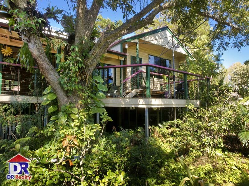 8 Robertson Ave, Margate QLD 4019